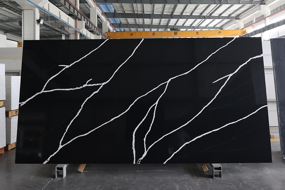 real shot calacatta onyx lightning cn8022